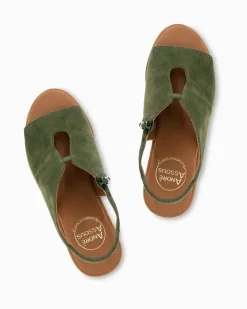 Tommy Bahama André Assous Belinda Suede Featherweights™ Wedges Forest Green Best