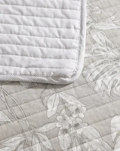 Tommy Bahama Jungle Toile Reversible 3-Piece King Quilt Set Beige Online