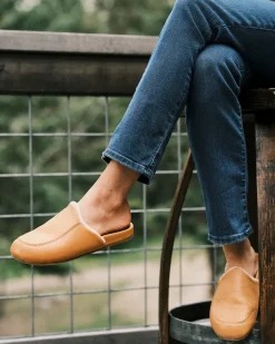 Tommy Bahama Women's OluKai® Kōnea Slippers Saddle Hot